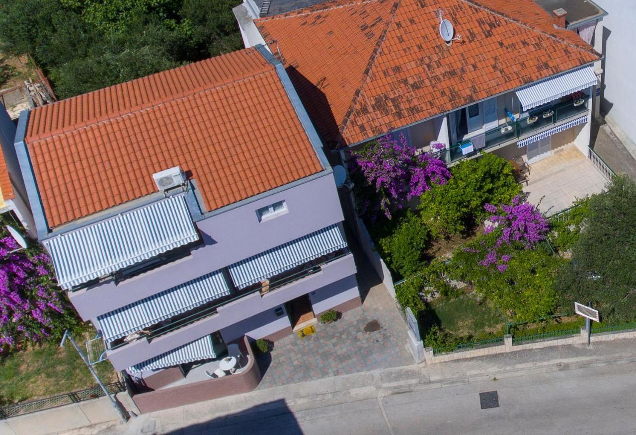 Apartments Loncar Tučepi Buitenkant foto